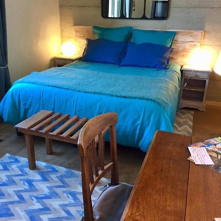 Cote Puy-De Dome Bed & Breakfast Orcines Bagian luar foto
